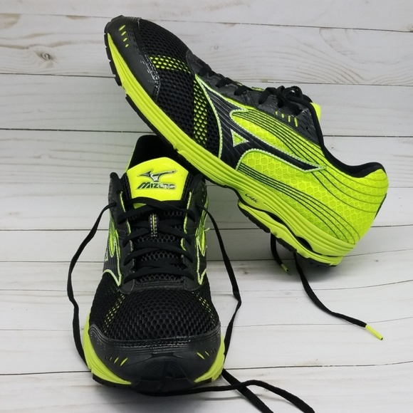 mizuno wave sayonara 3 shoes